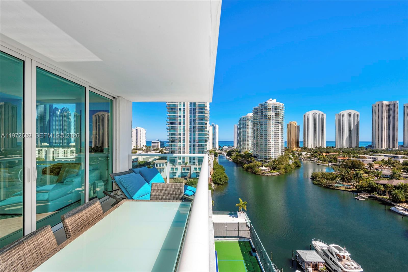 400 Sunny Isles Boulevard