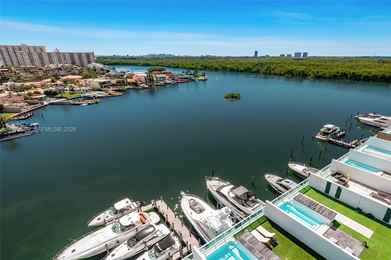 400 Sunny Isles Boulevard