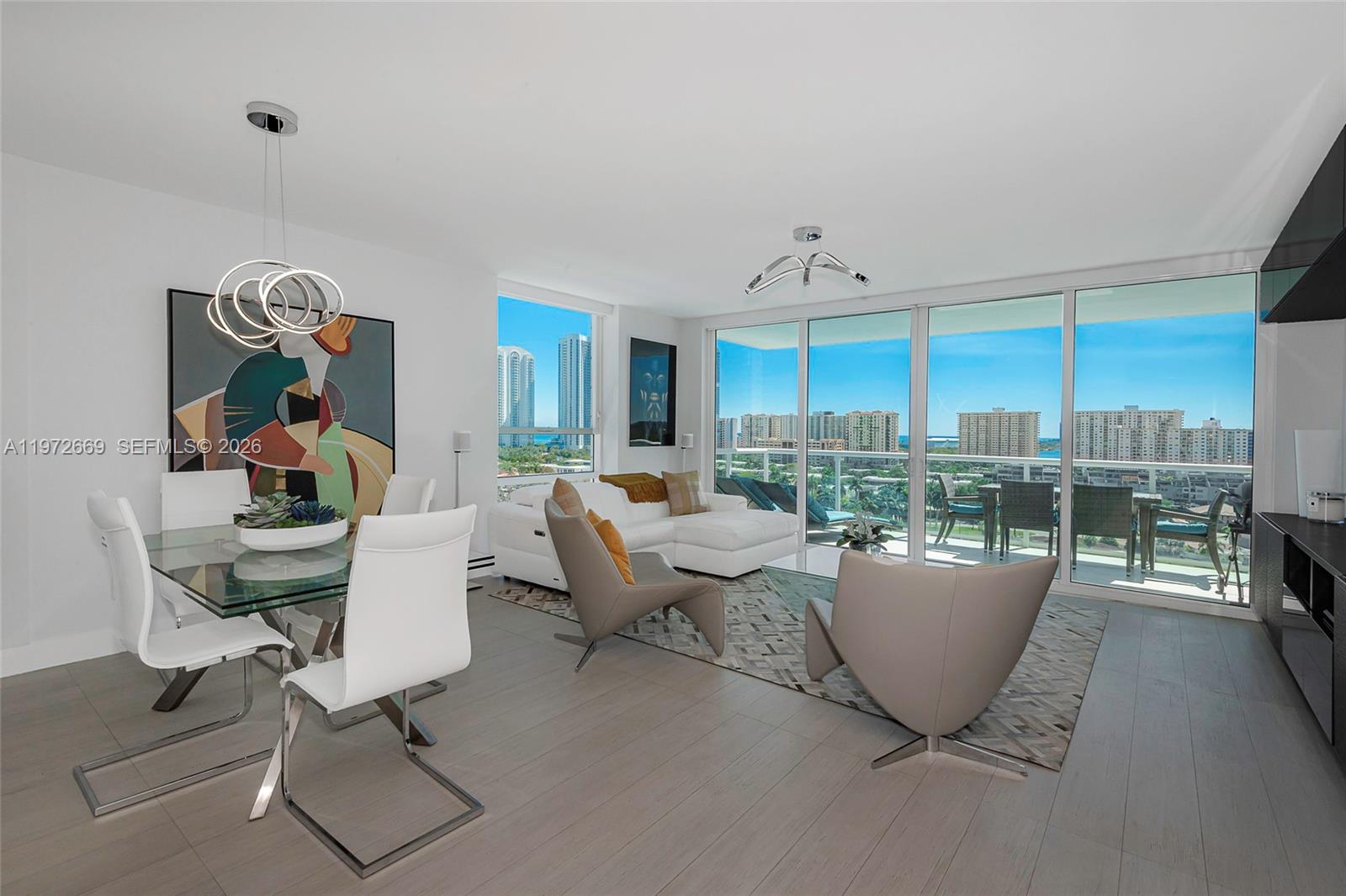 400 Sunny Isles Boulevard