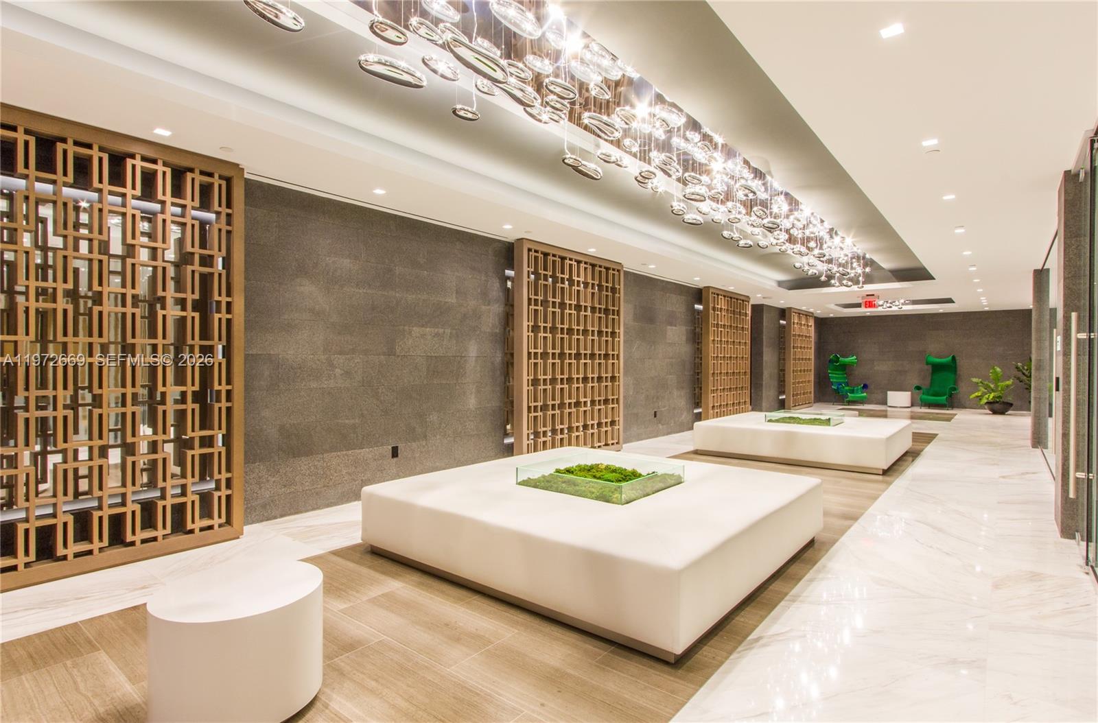 400 Sunny Isles Boulevard