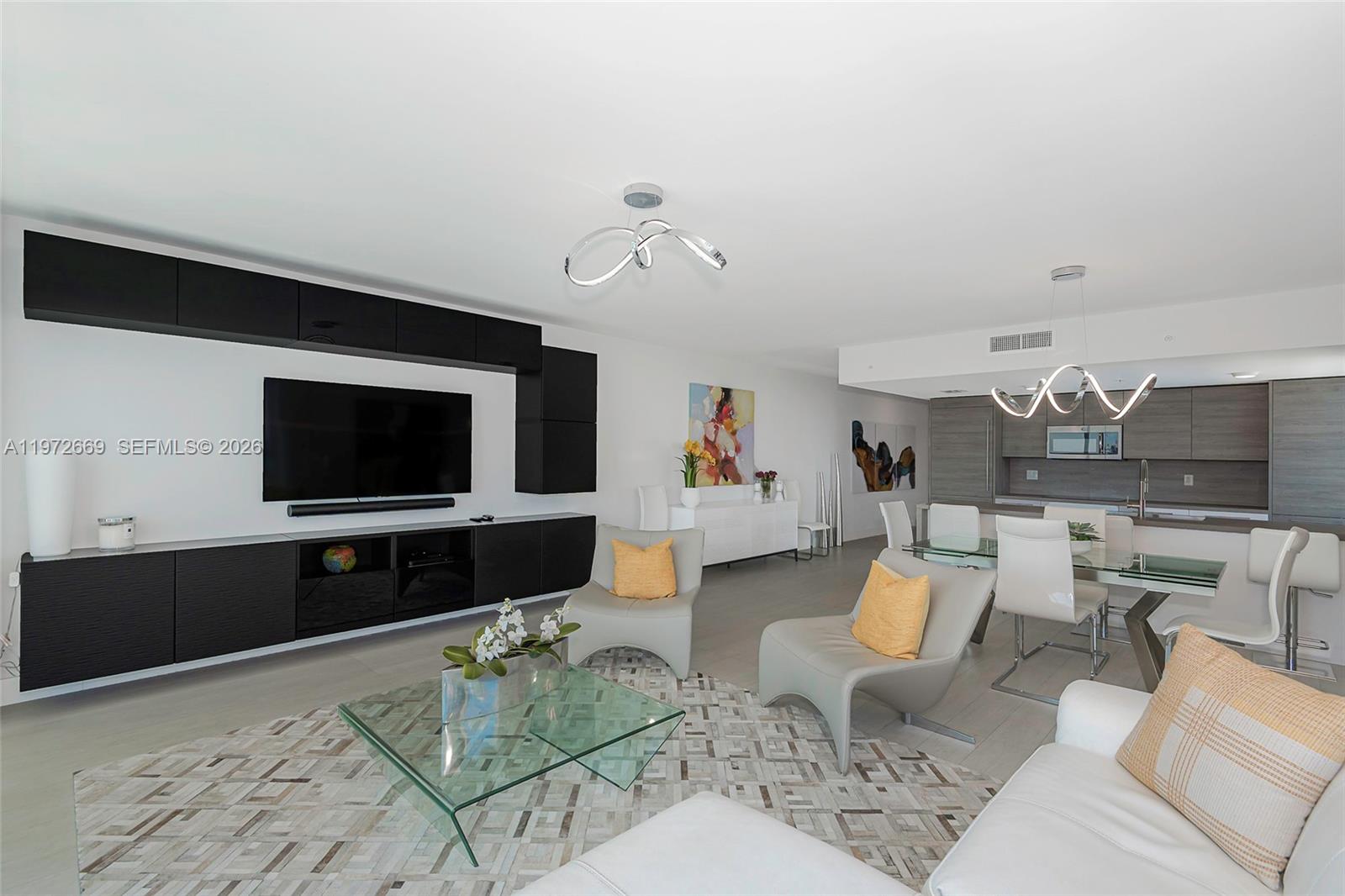 400 Sunny Isles Boulevard