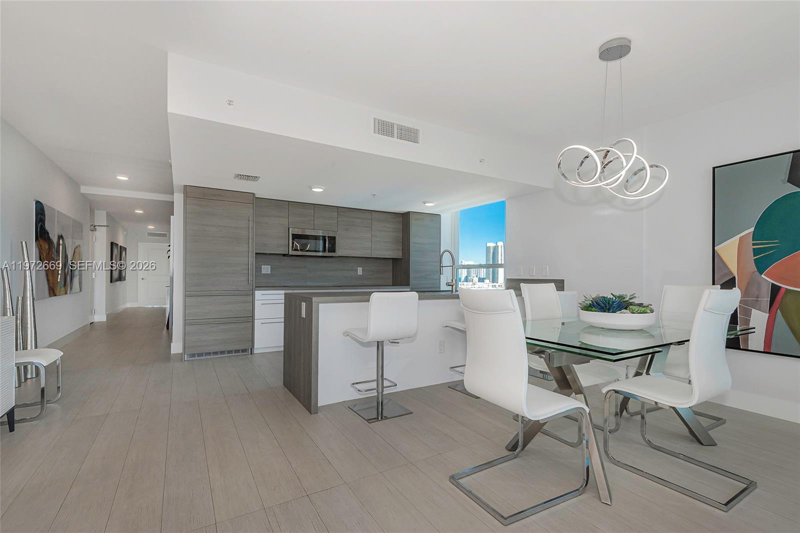 400 Sunny Isles Boulevard