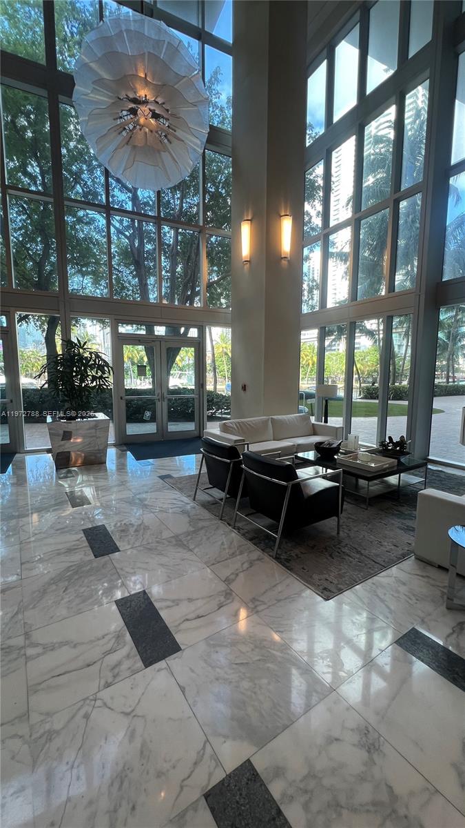 185 SW 7th Street