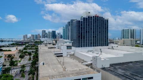 1750 N Bayshore Drive