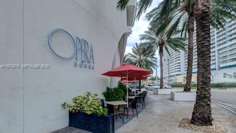 1750 N Bayshore Drive