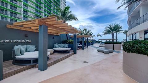 1750 N Bayshore Drive