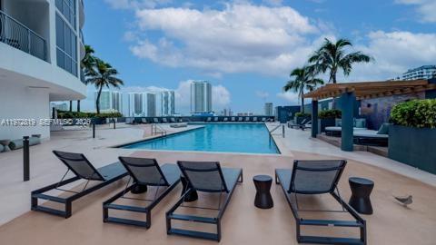 1750 N Bayshore Drive