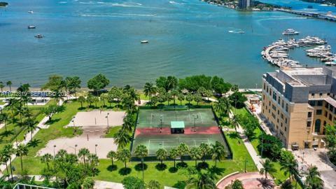 1750 N Bayshore Drive