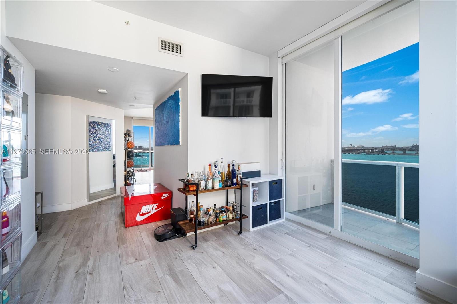 725 NE 22nd Street