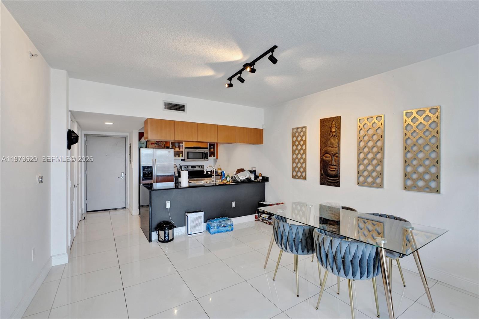 1750 N Bayshore Drive