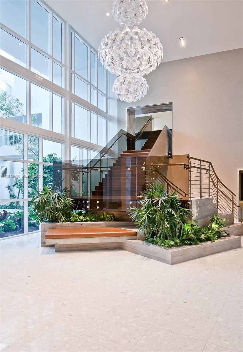 2020 N Bayshore Drive