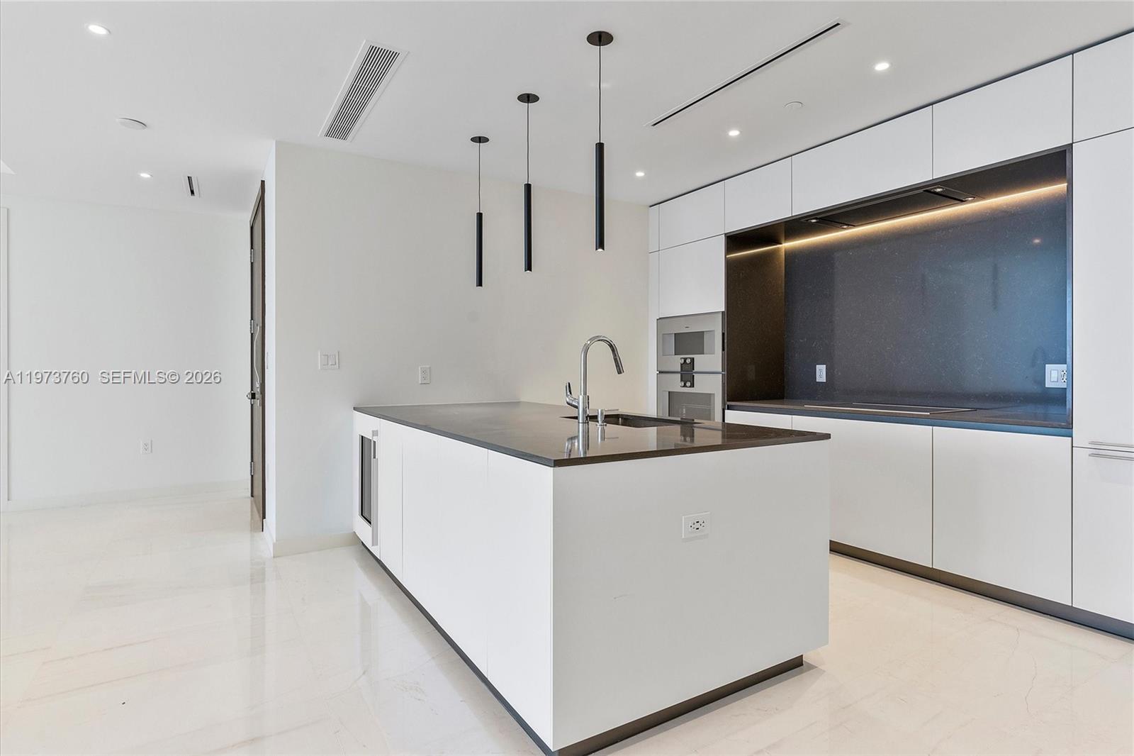 300 Biscayne Blvd Way