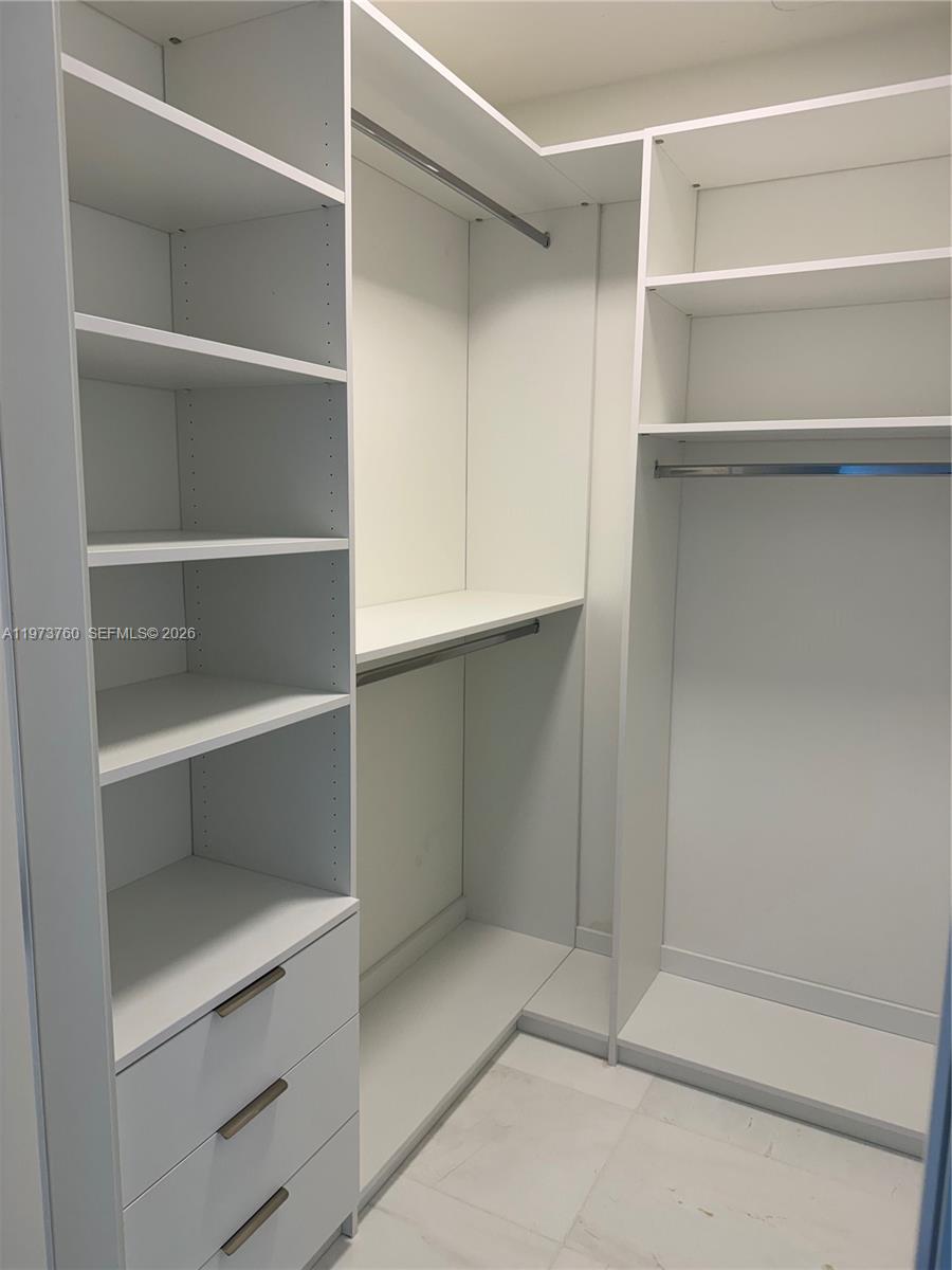 300 Biscayne Blvd Way