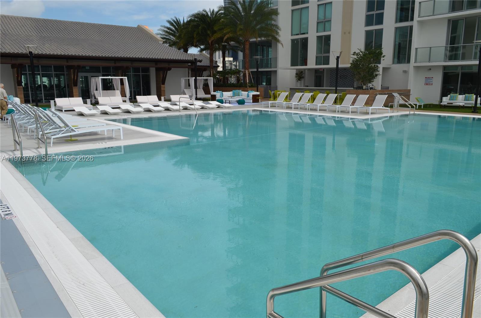 300 Sunny Isles Boulevard
