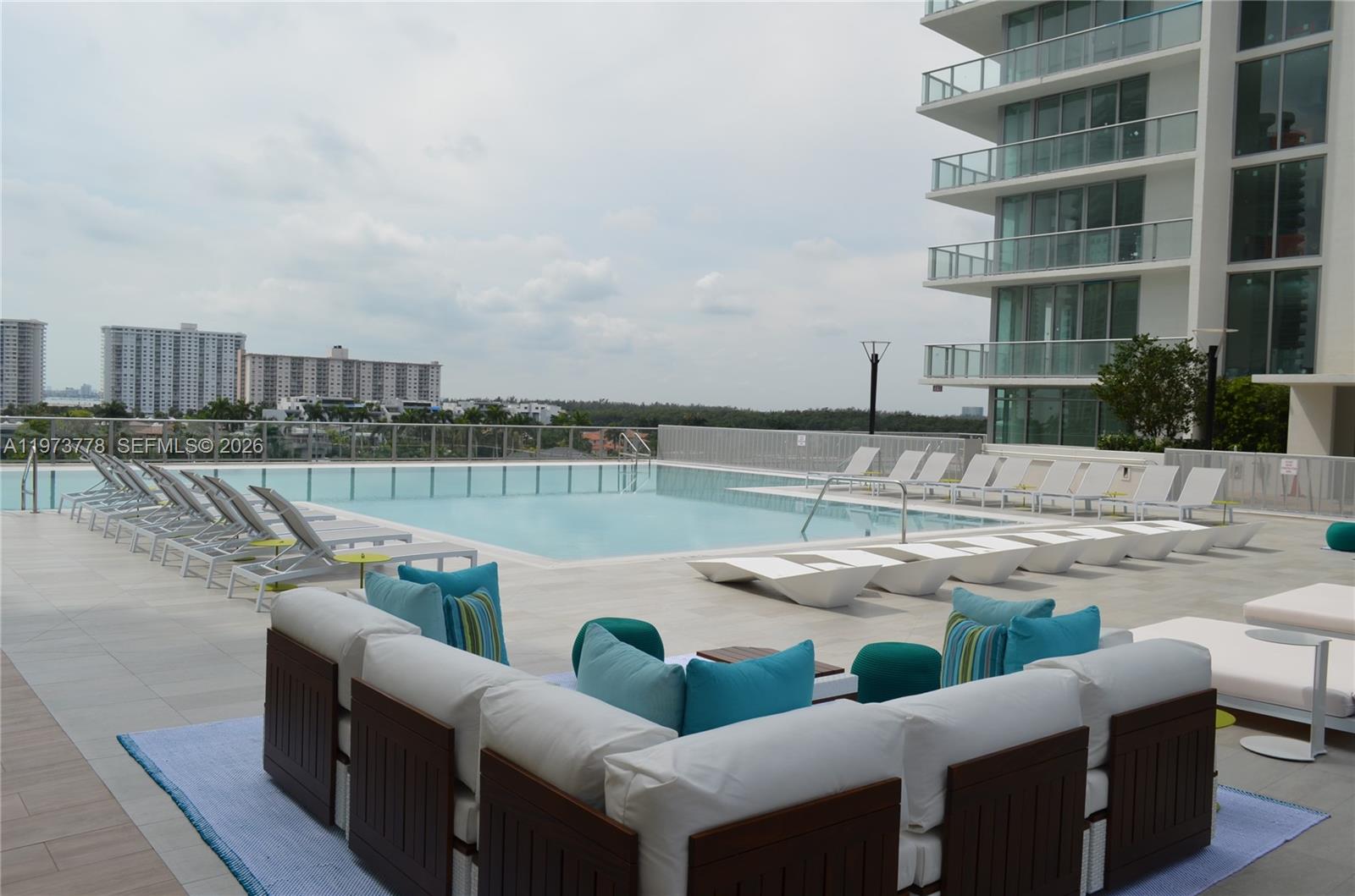 300 Sunny Isles Boulevard