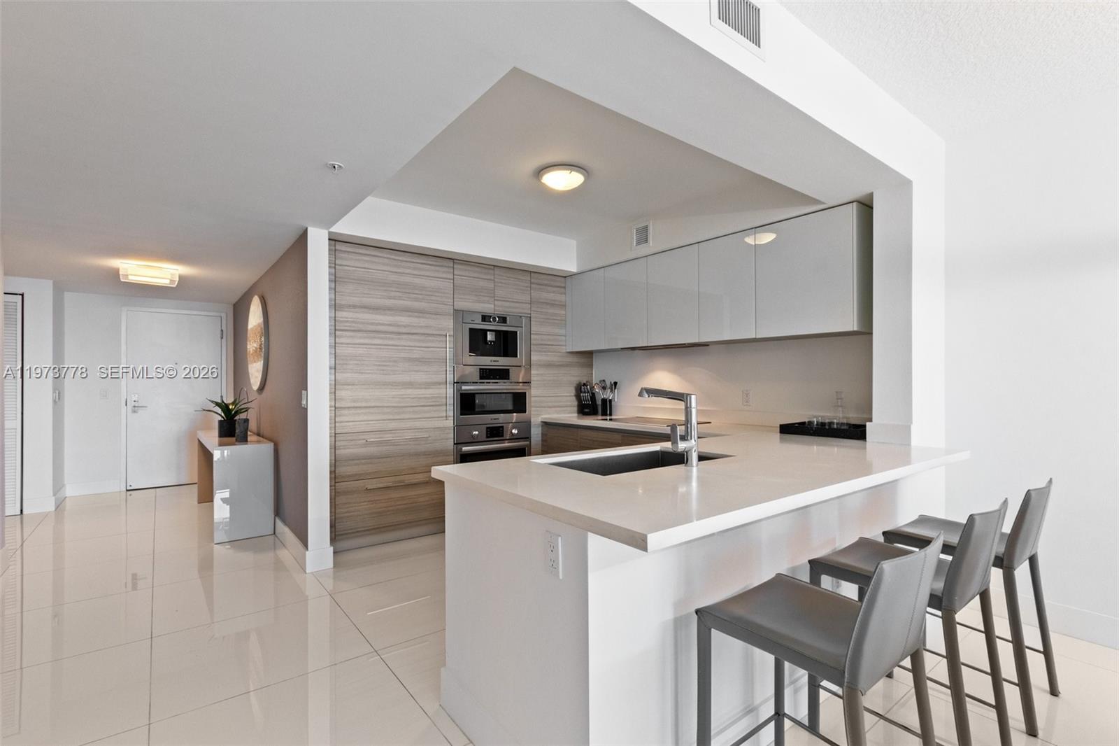 300 Sunny Isles Boulevard