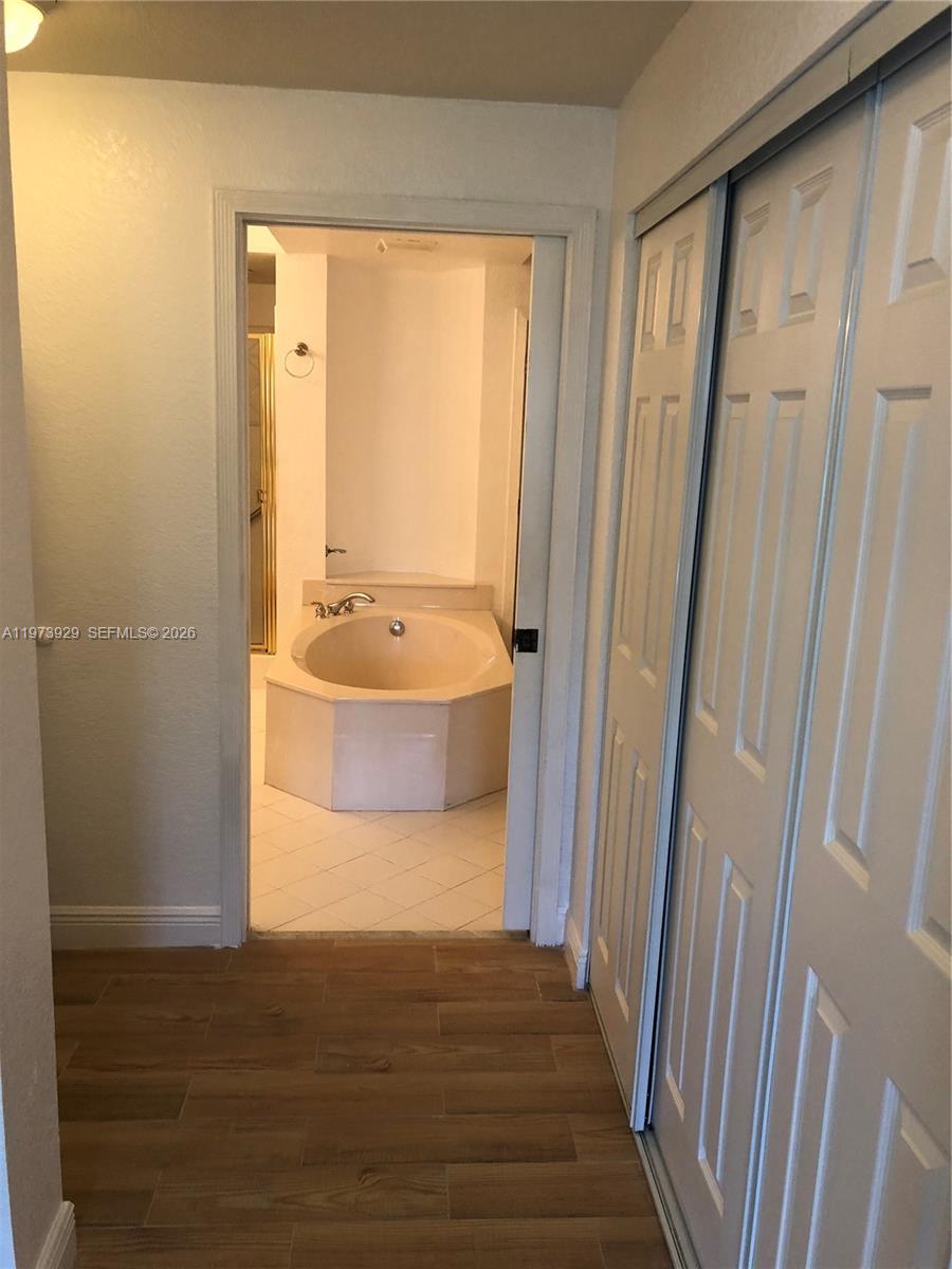 10710 NW 66th Street