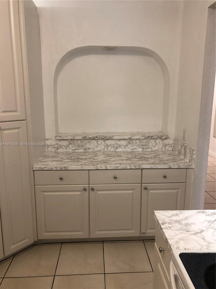 10710 NW 66th Street