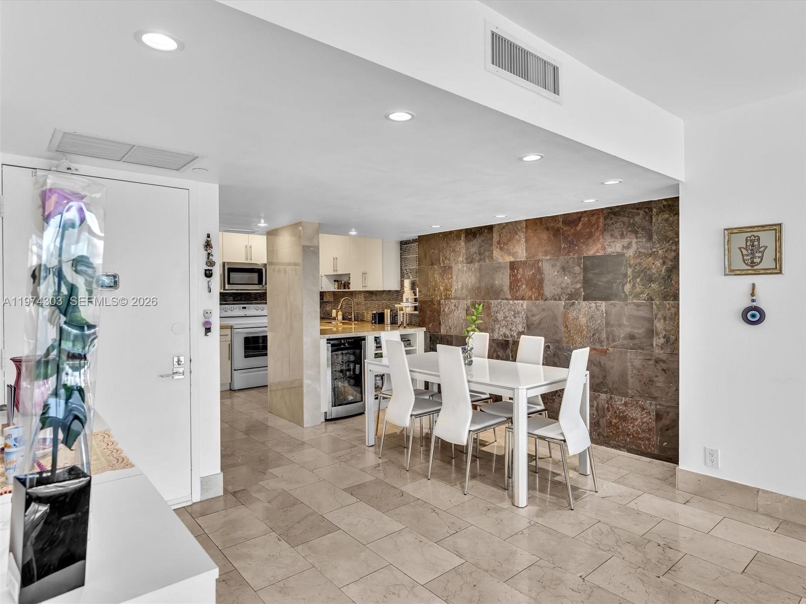 20335 W Country Club Drive