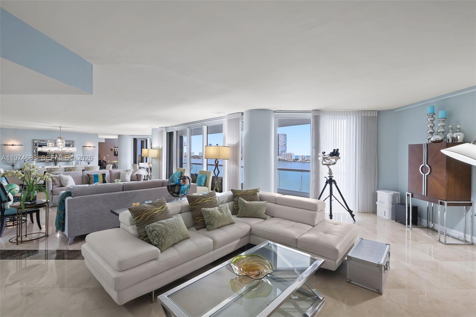 2600 Island Boulevard