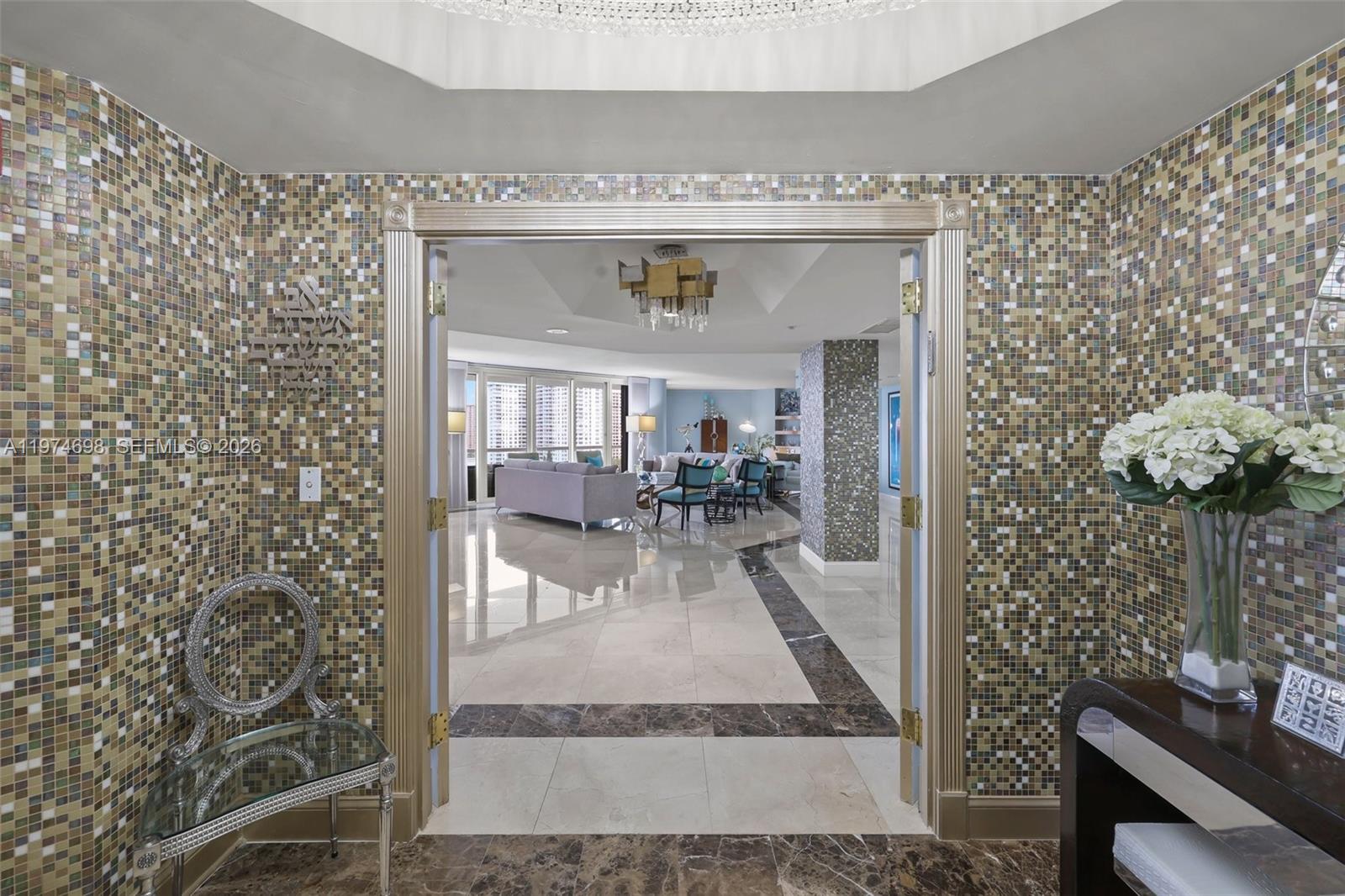 2600 Island Boulevard