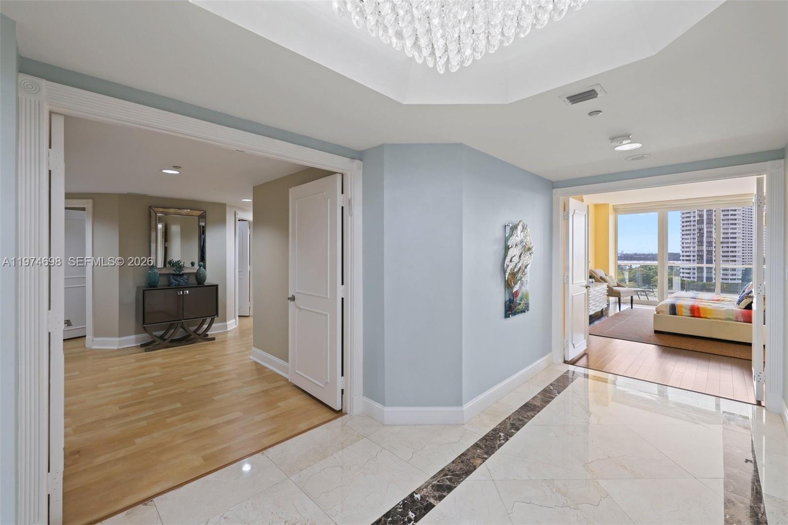 2600 Island Boulevard