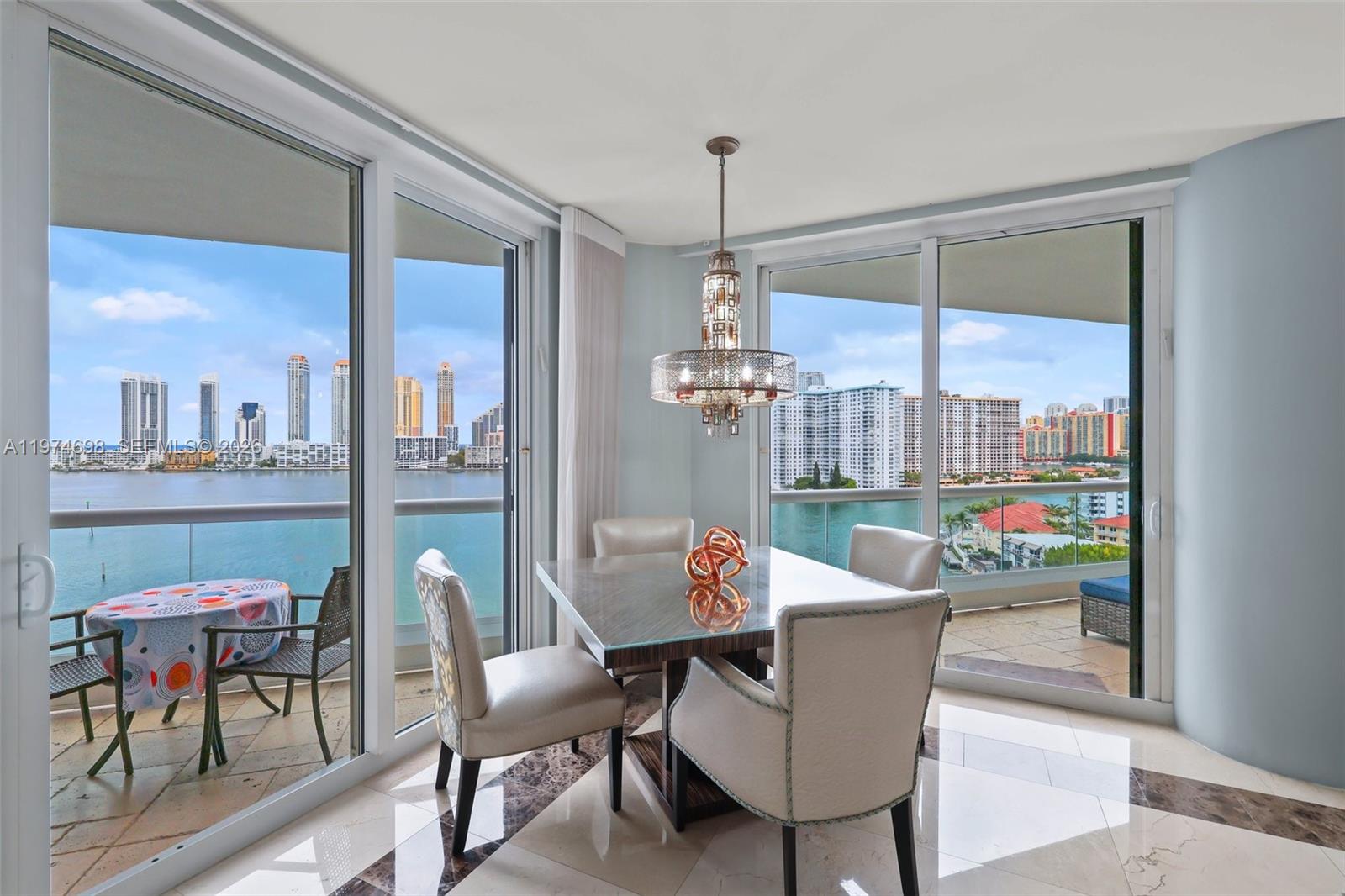 2600 Island Boulevard