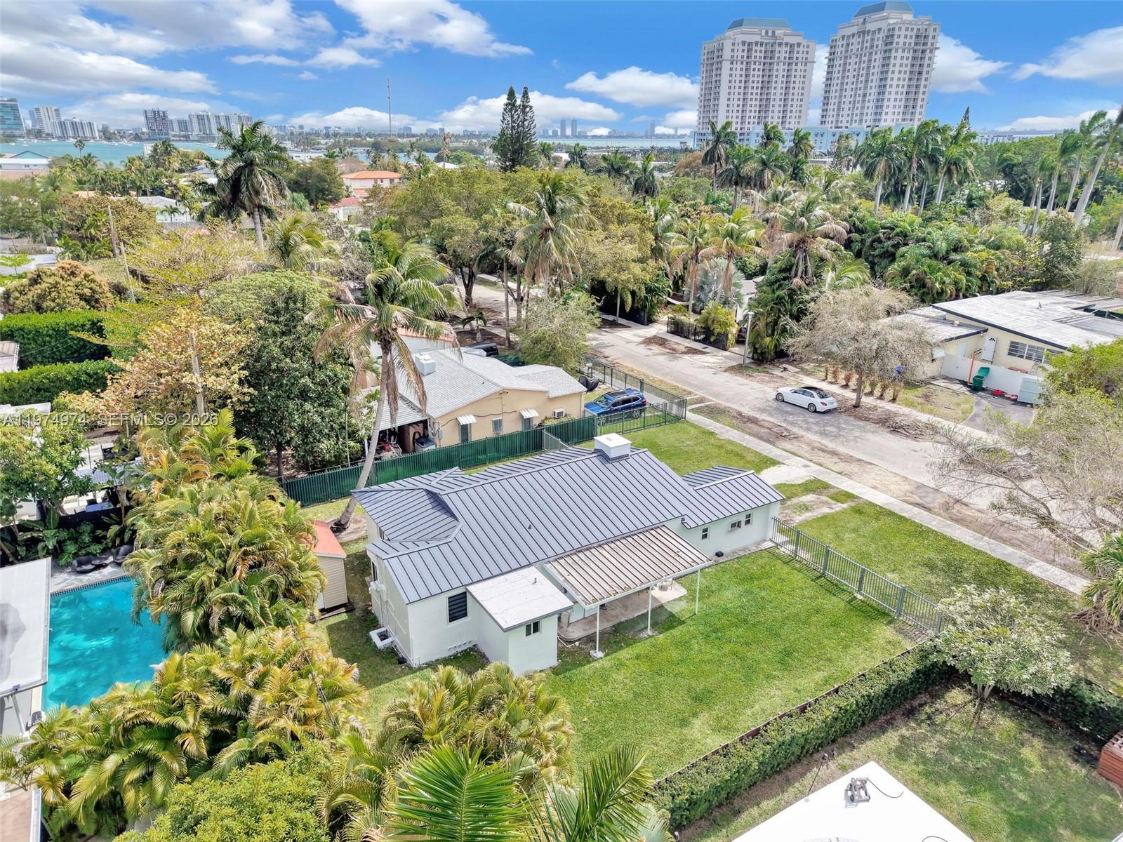 1021 NE 82nd Terrace