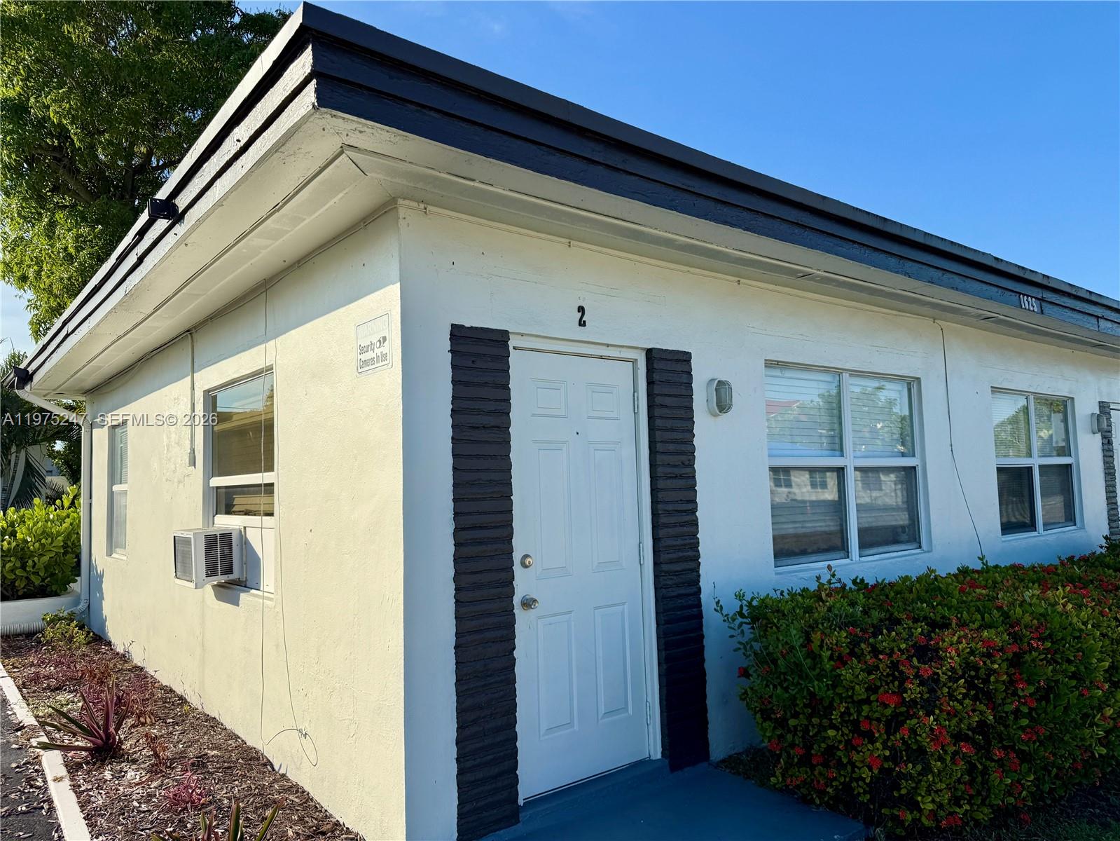 1625 S Federal Highway