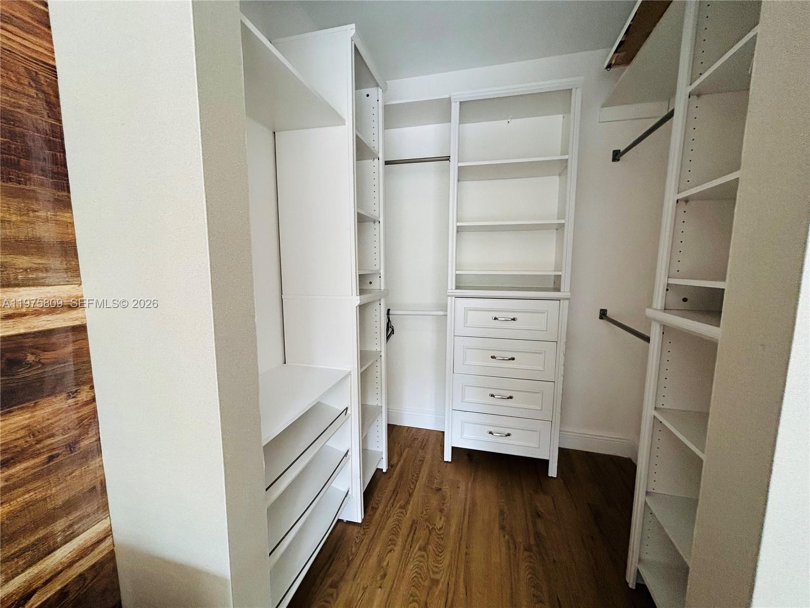 17021 N Bay Road