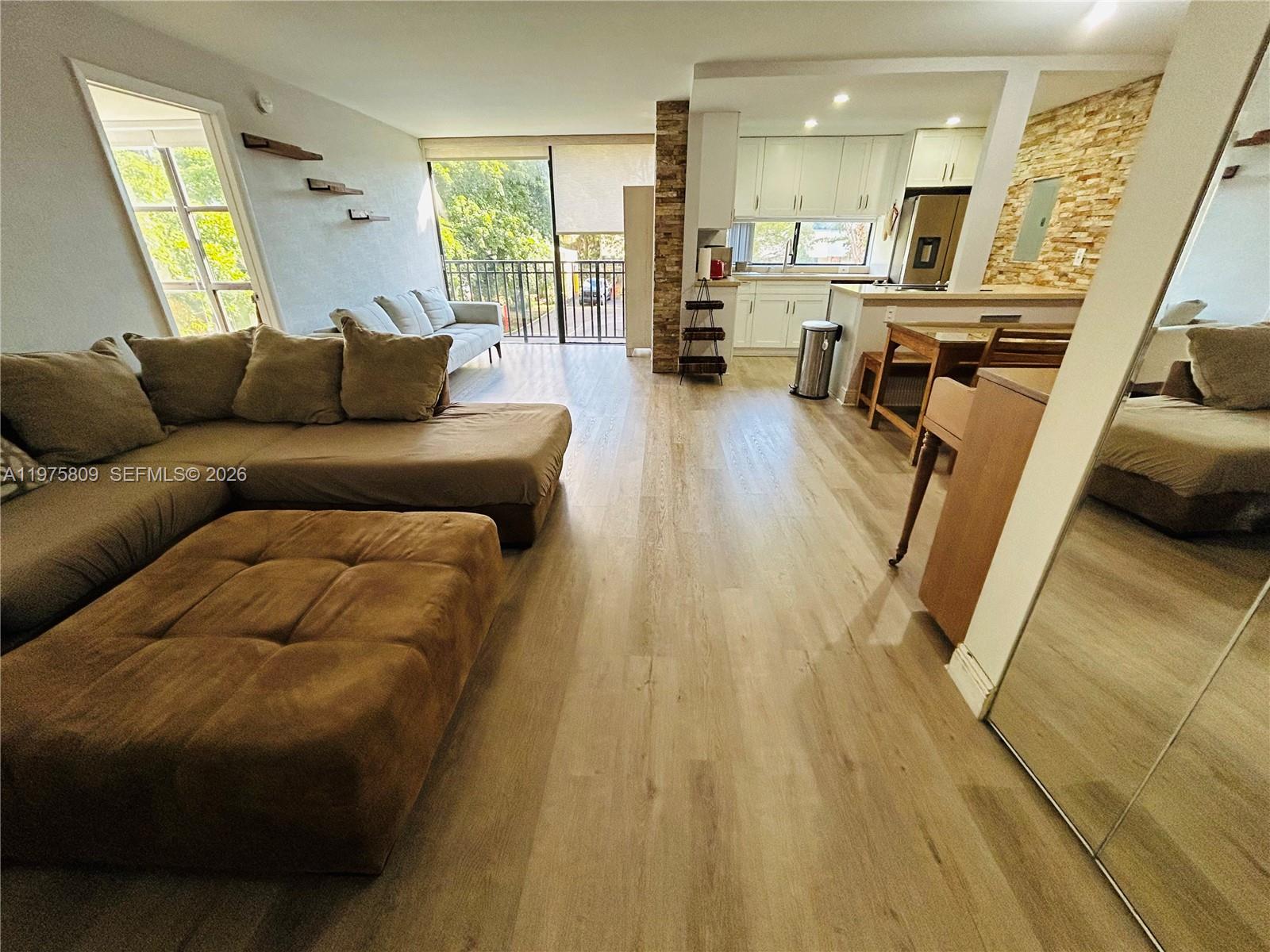 17021 N Bay Road