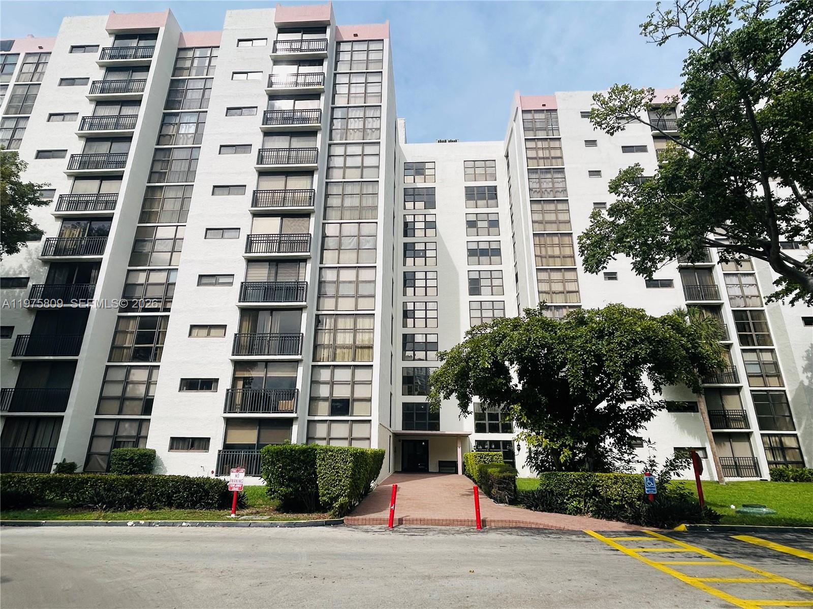17021 N Bay Road