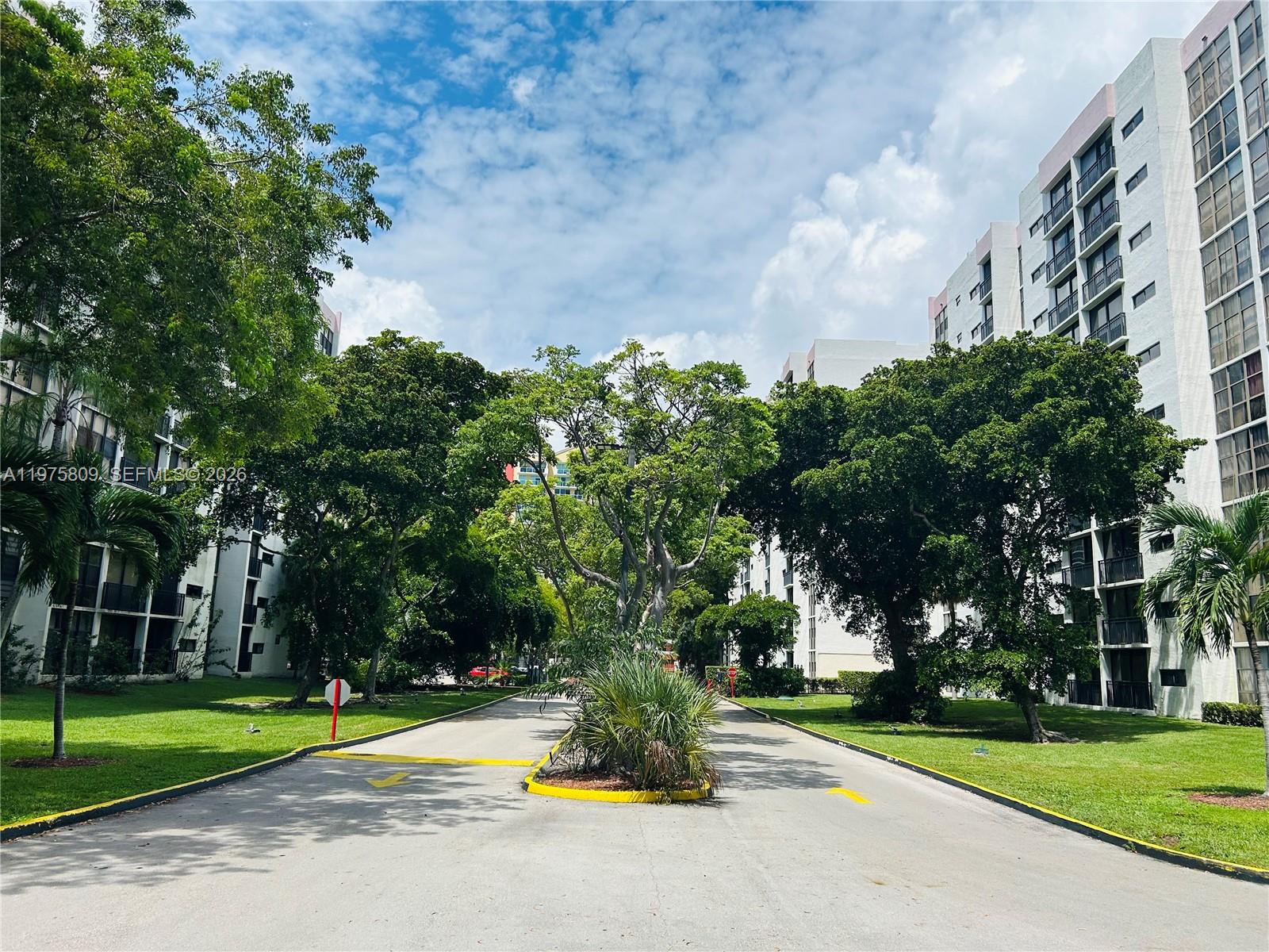17021 N Bay Road