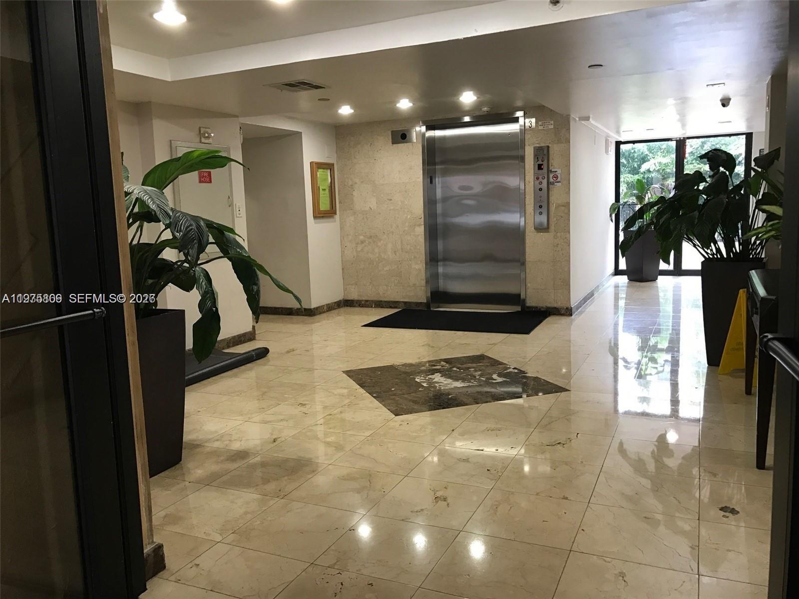 17021 N Bay Road
