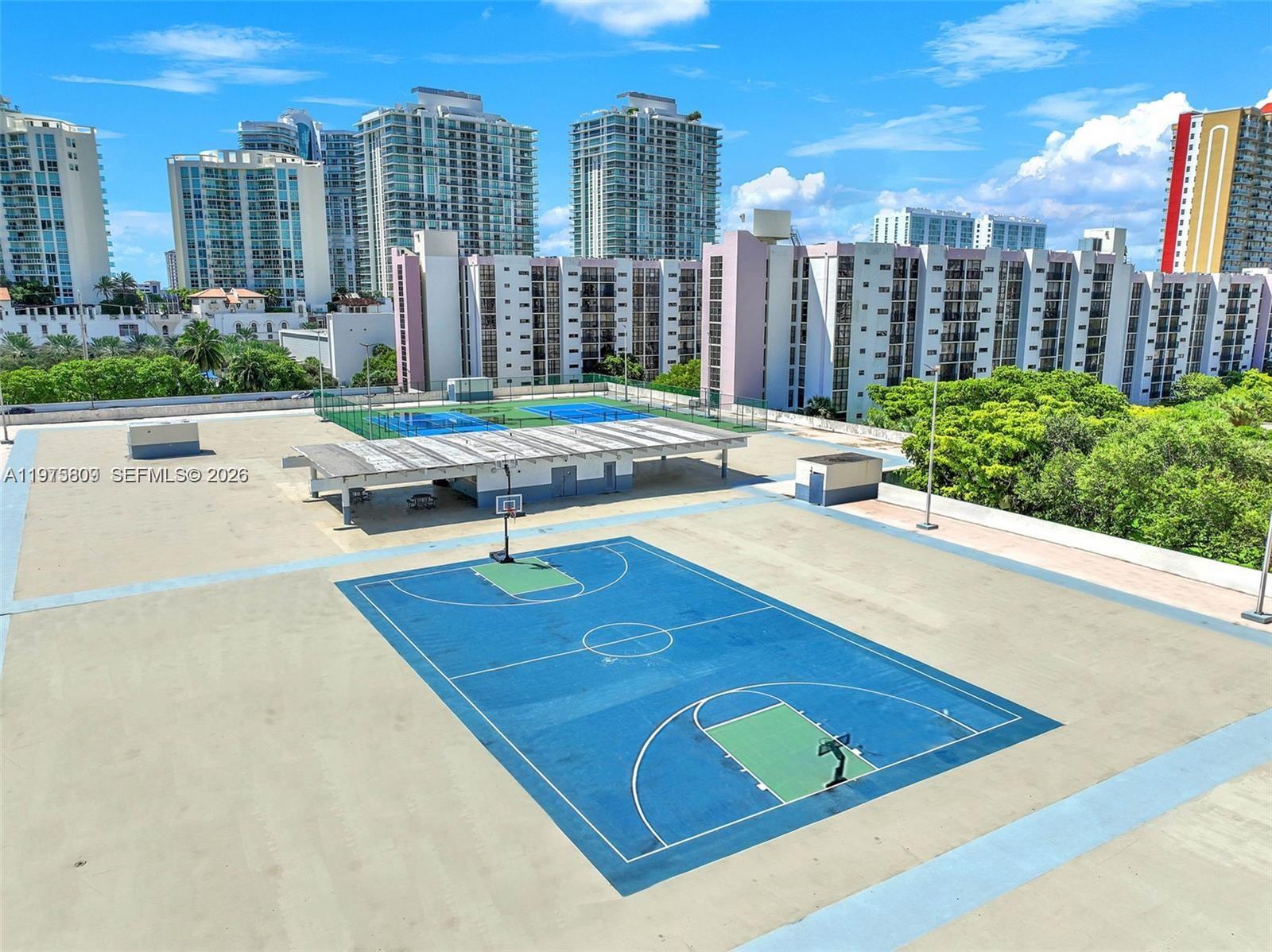 17021 N Bay Road