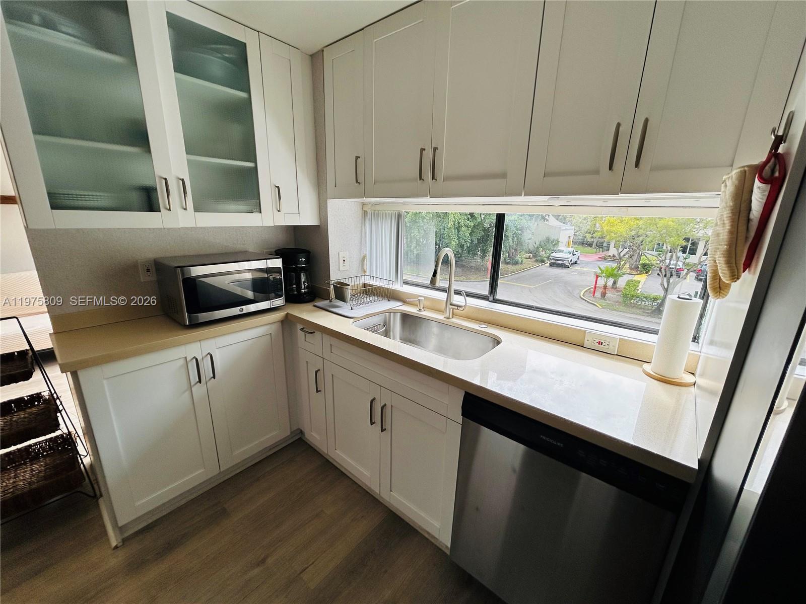 17021 N Bay Road