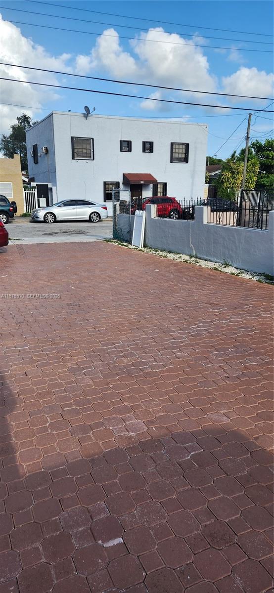 150 NW 17th Court