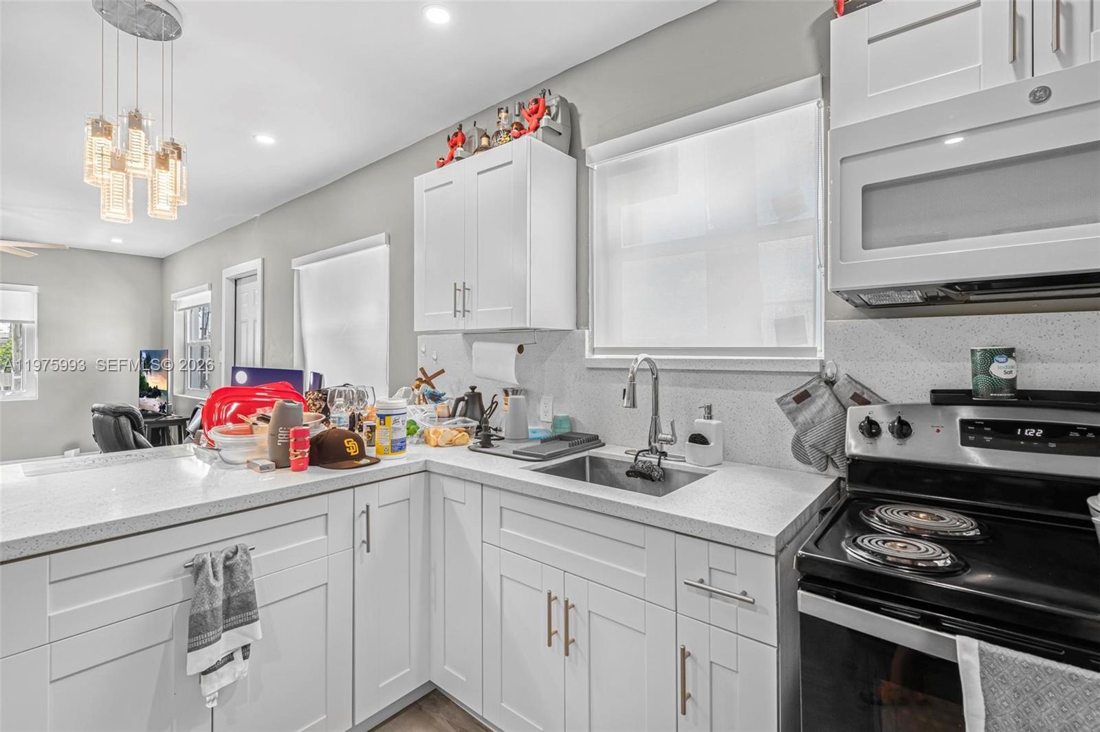 3705 NW 35th Avenue