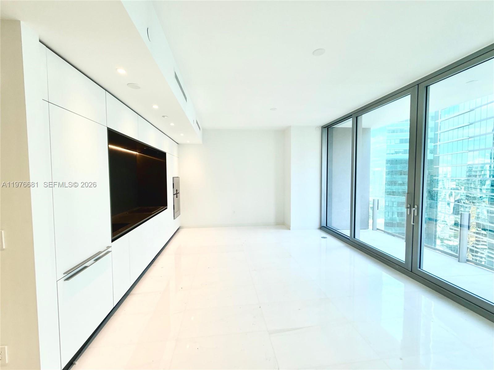 300 Biscayne Boulevard Way