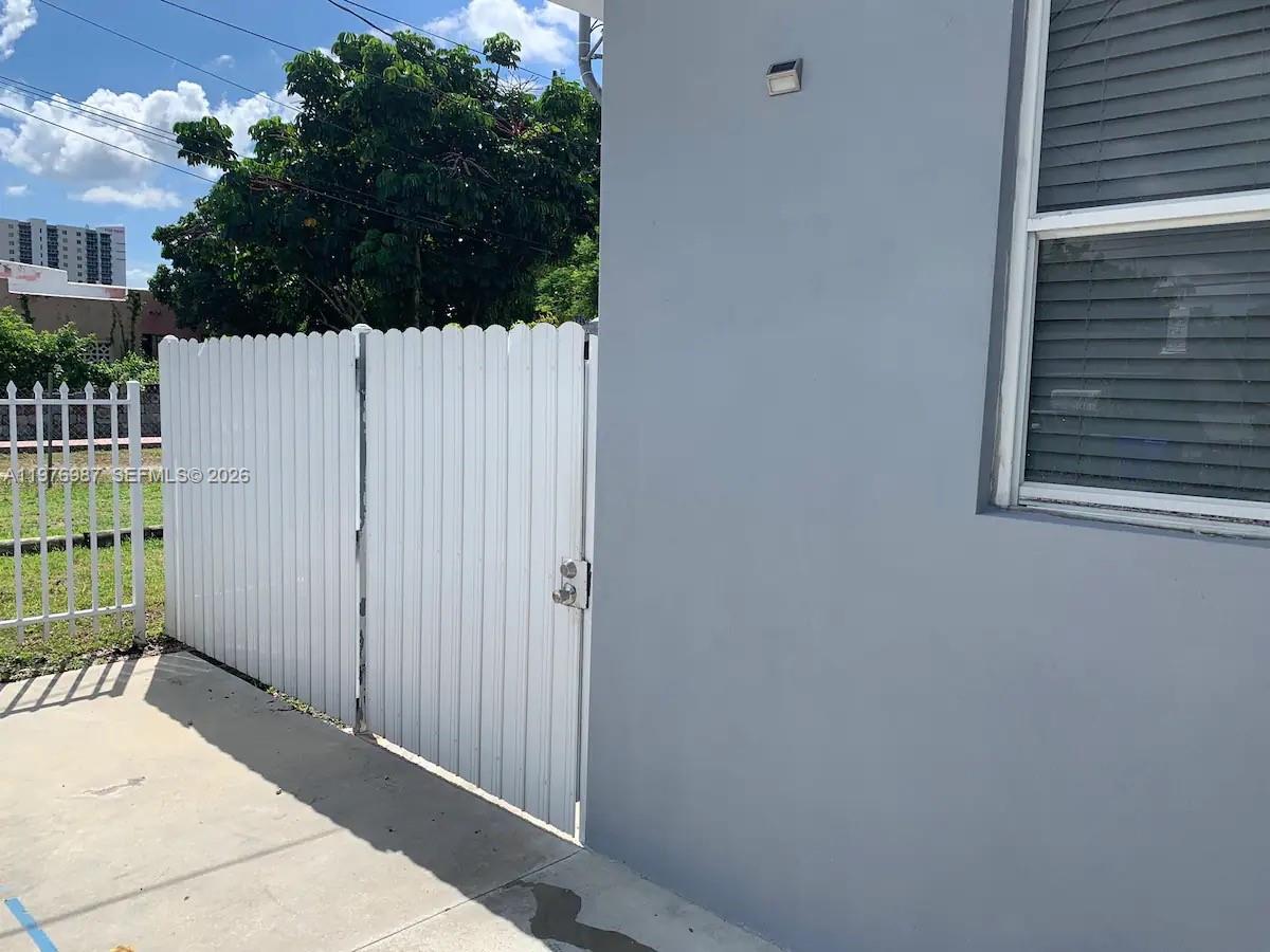 1762 NW 15th Street