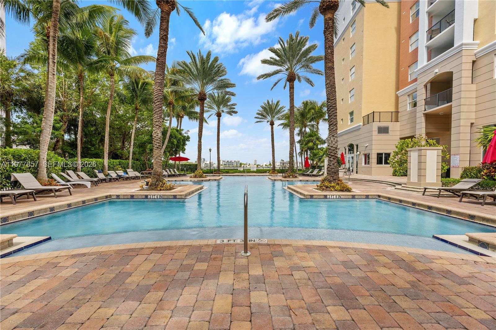 17100 N Bay Road
