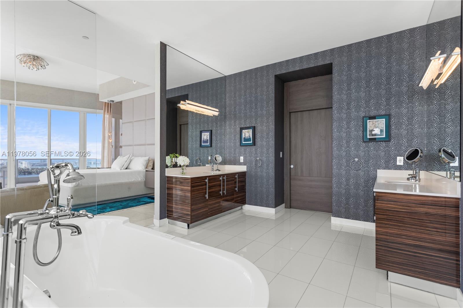 2020 N Bayshore Drive