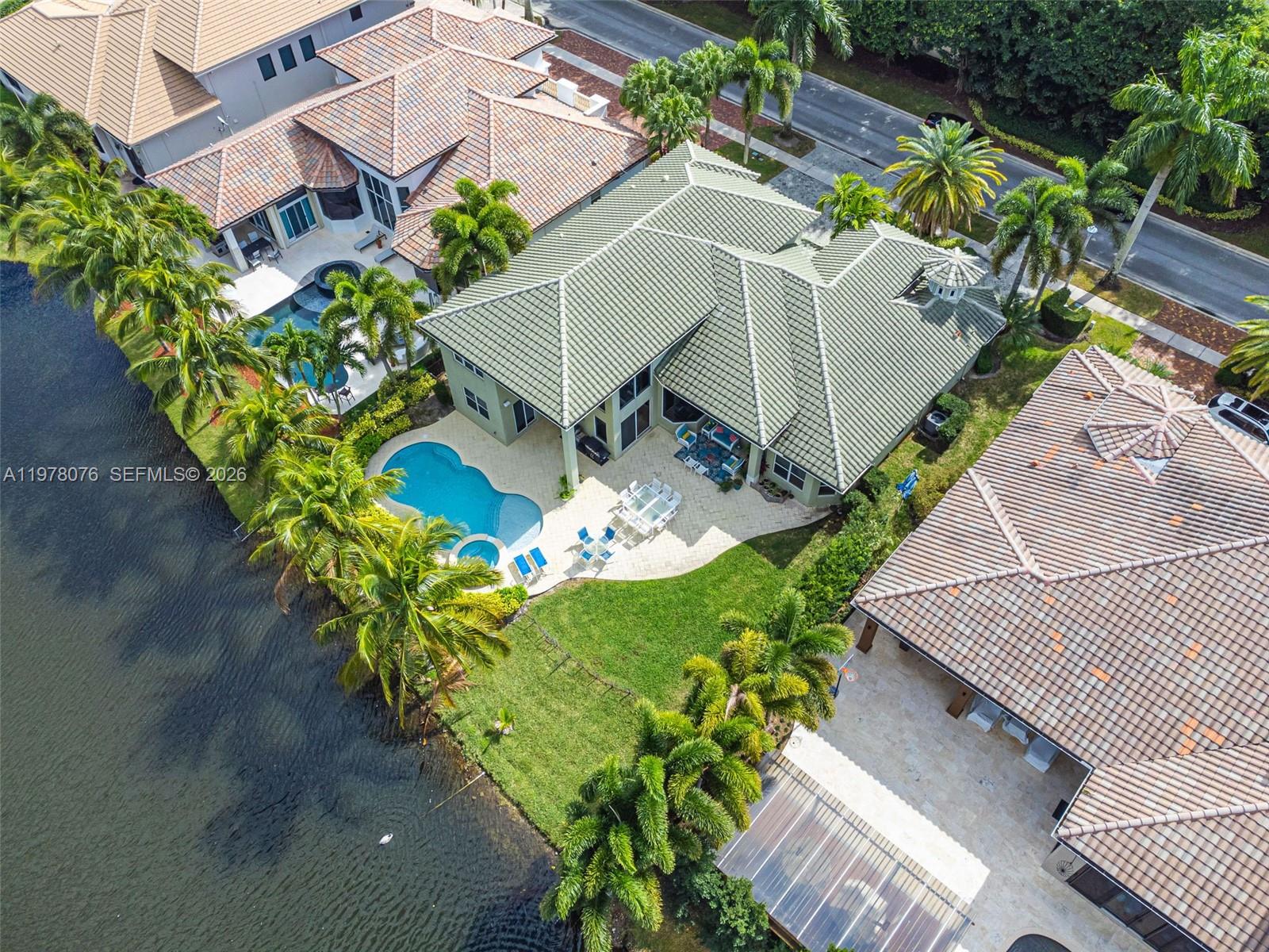 10221 Blue Palm Street
