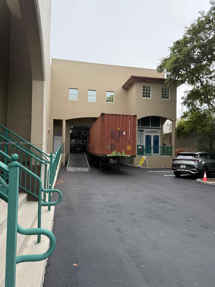 10200 NW 25th Street