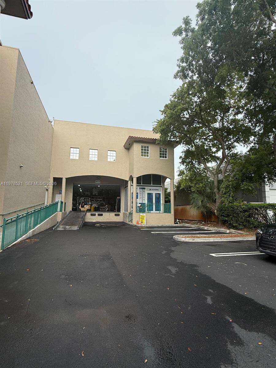 10200 NW 25th Street