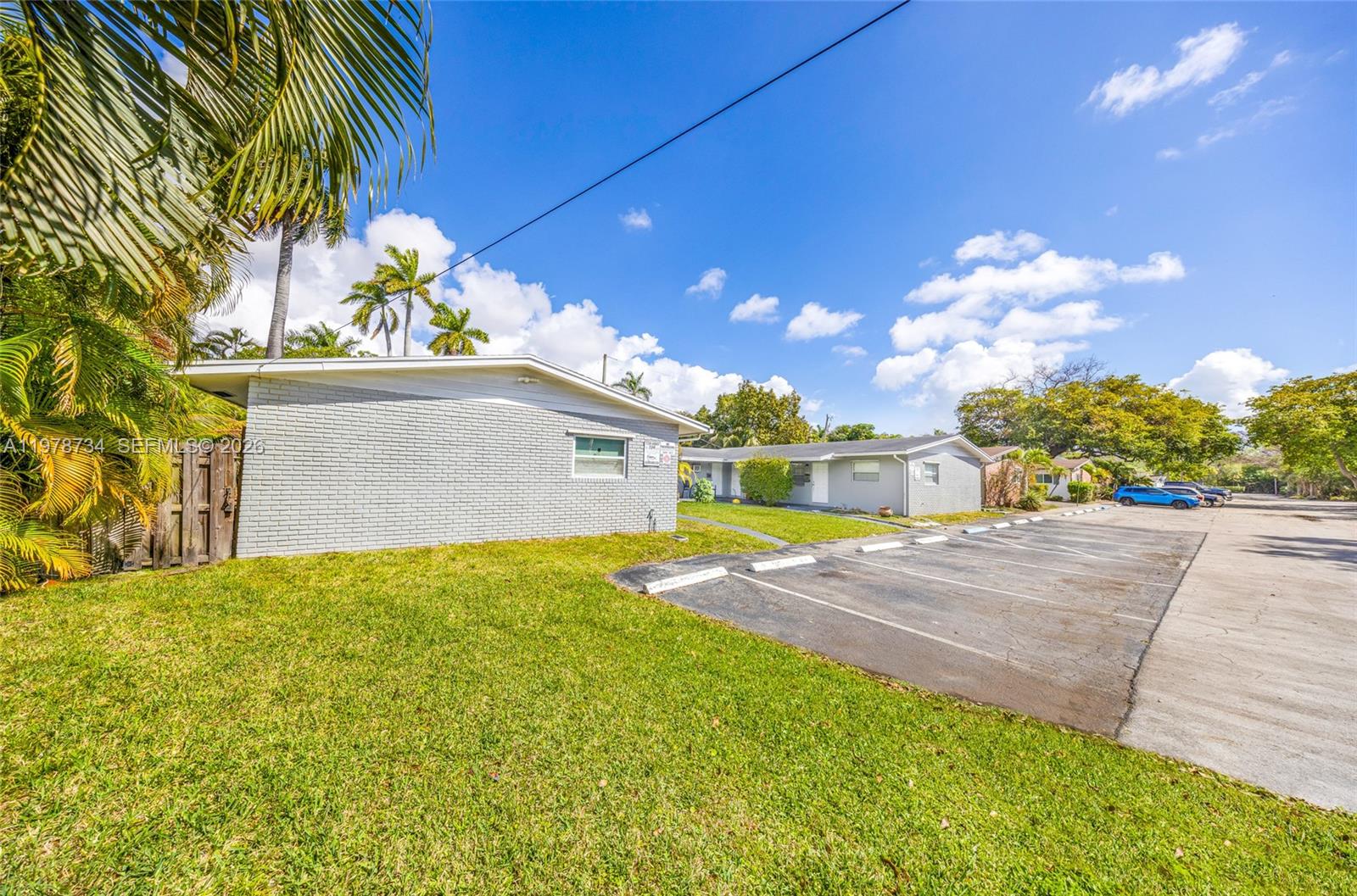 355 NW 32nd Street