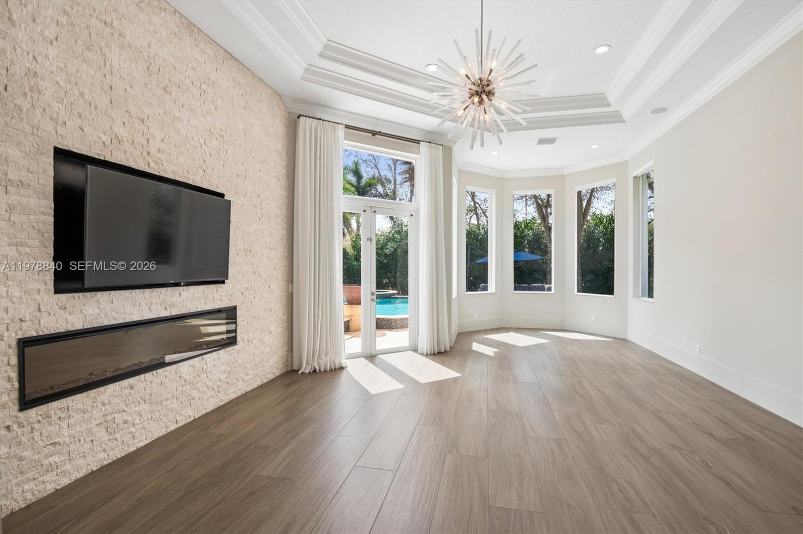 12922 Grand Oaks Drive