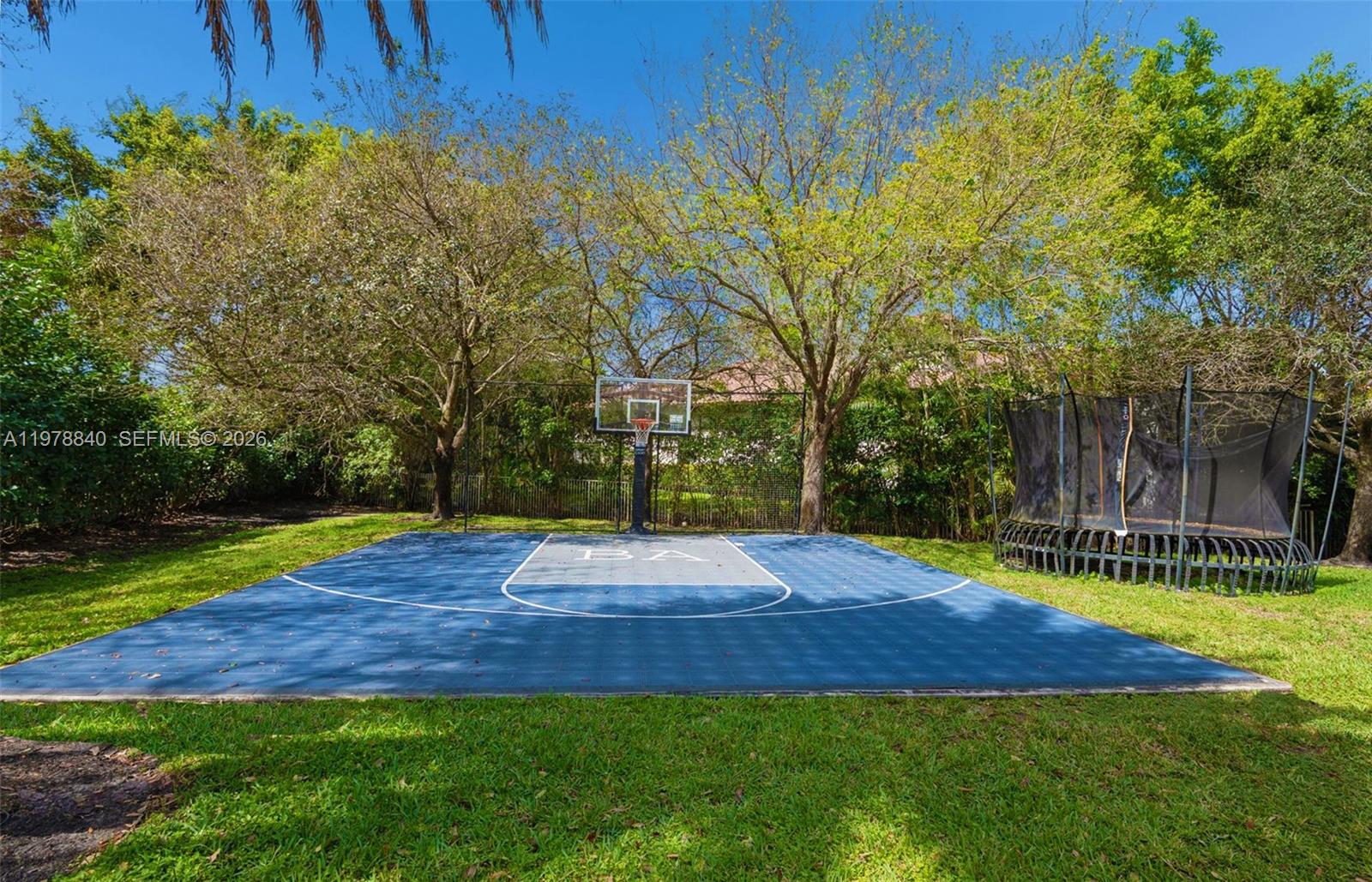 12922 Grand Oaks Drive