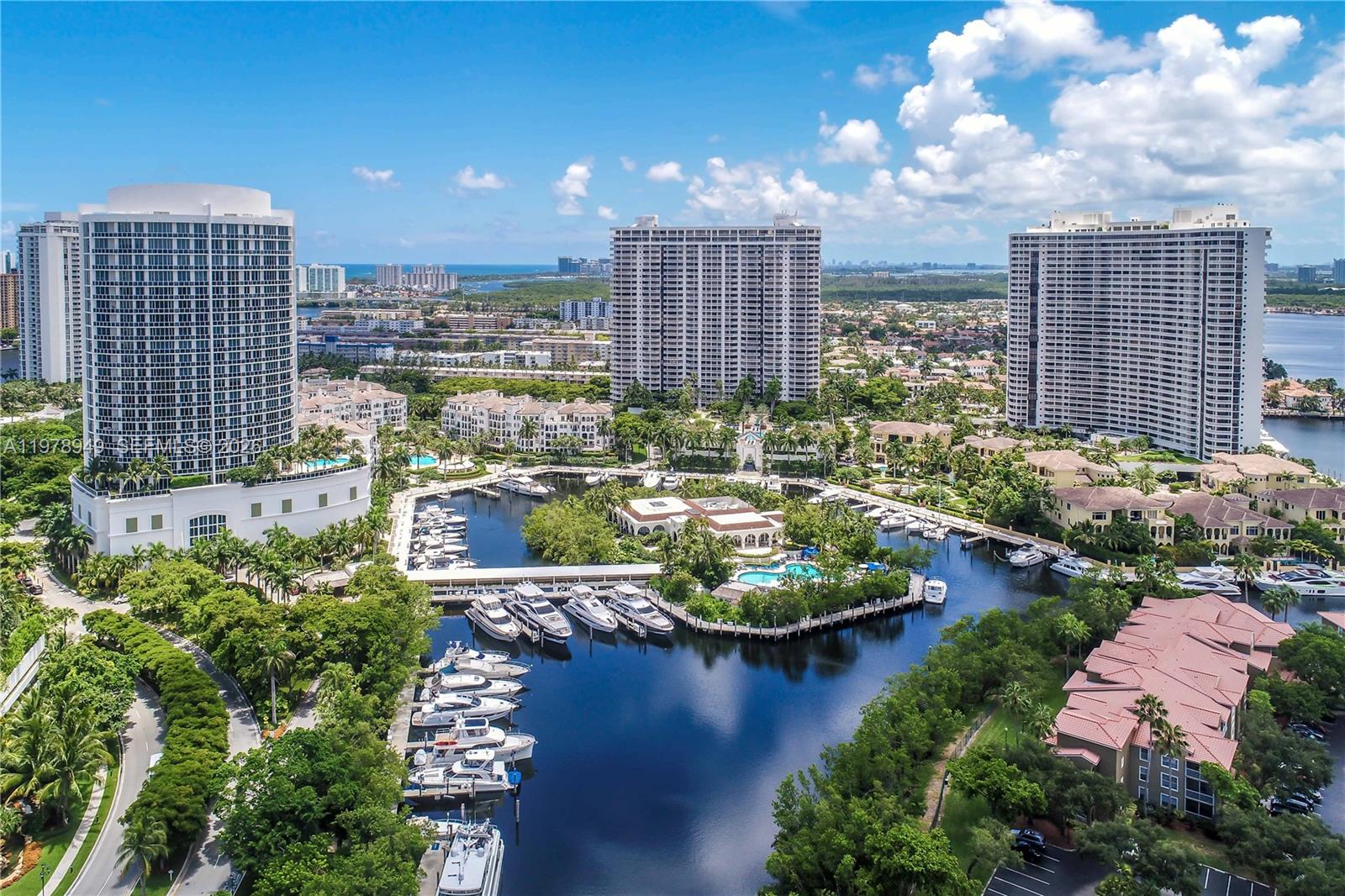 1000 Island Boulevard