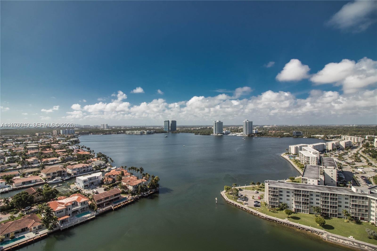 1000 Island Boulevard